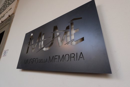 L'insegna del Museo