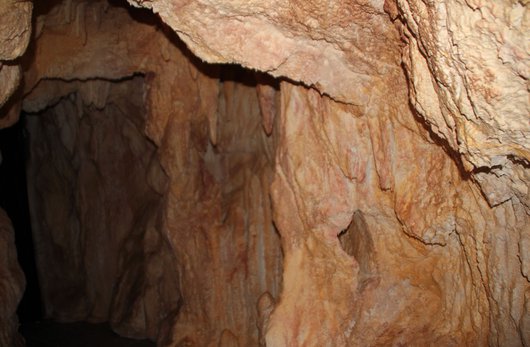 Grotta carsica